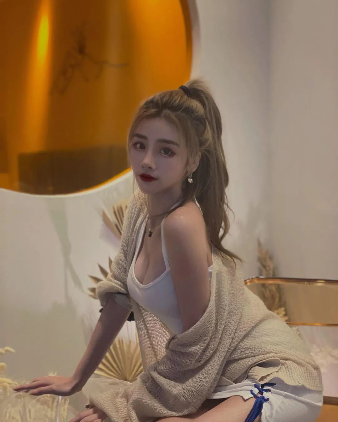 有韵味的气质小sao妹 本人亲验